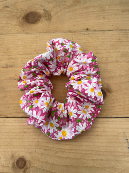 Pink Daisies Scrunchie