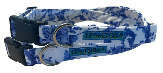 Blue & White Tea Roses Collar
